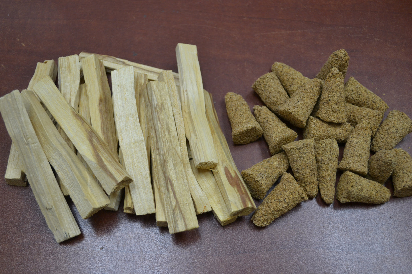 40 Pcs Palo Santo Cones & Sticks - Refill Kit